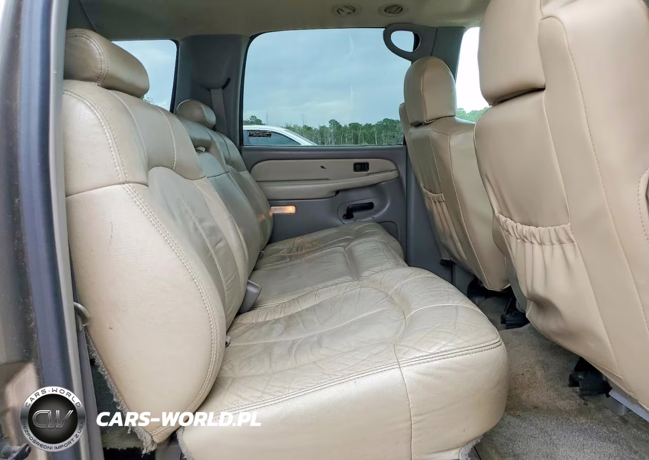 2001 Chevrolet Suburban C1500 VIN:3GNEC16T21G143279 - 11