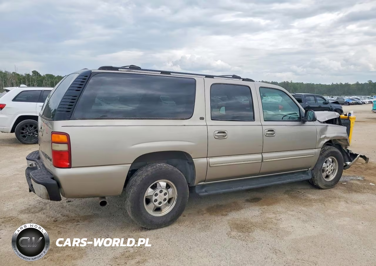 2001 Chevrolet Suburban C1500 VIN:3GNEC16T21G143279 - 3