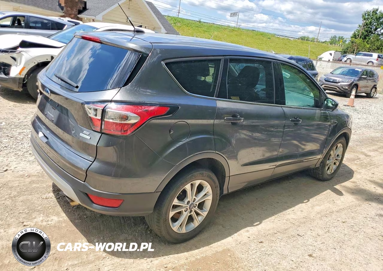 2017 Ford Escape Se VIN:1FMCU0GD5HUD73898 - 3