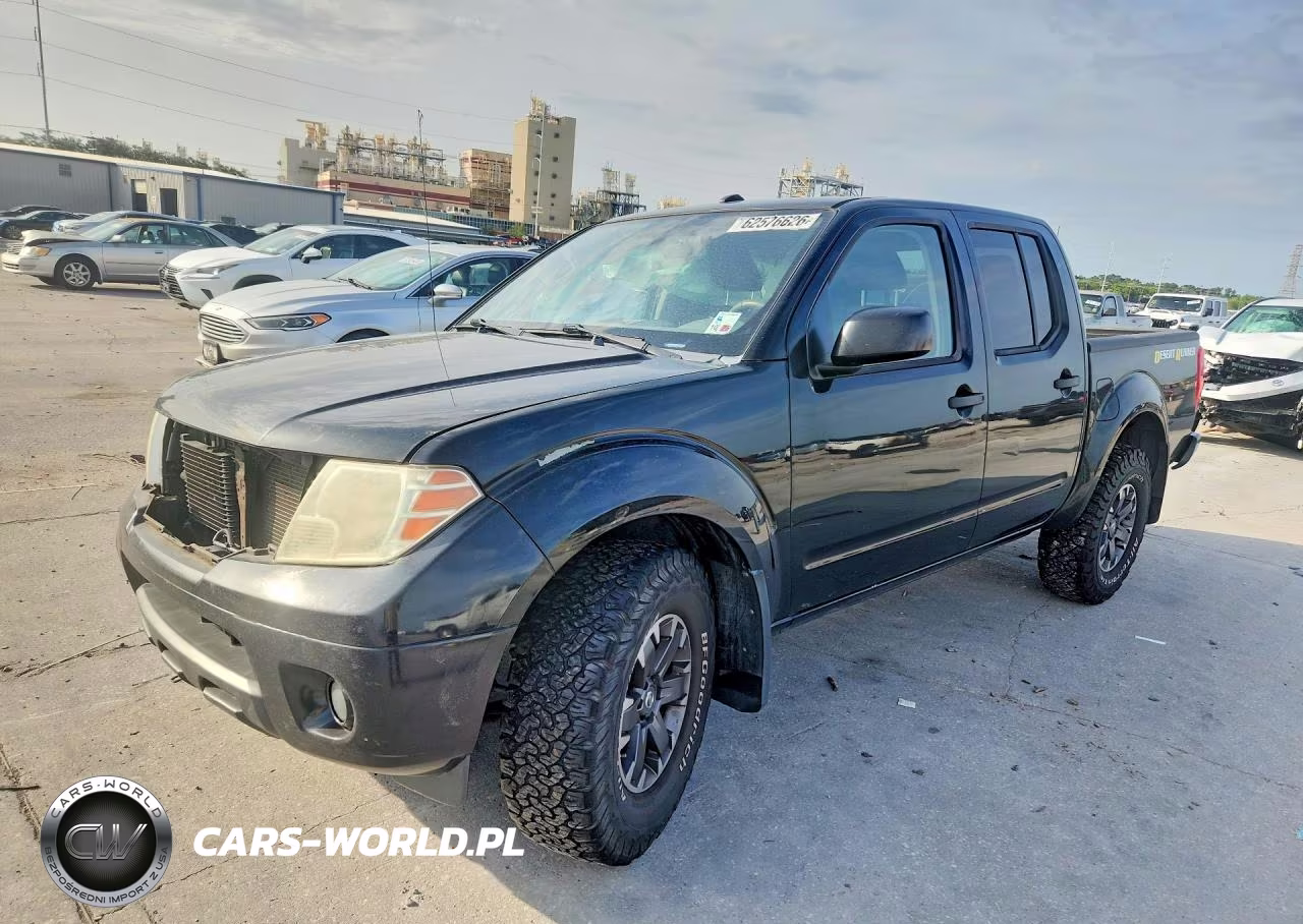 2018 Nissan Frontier Desert Runner