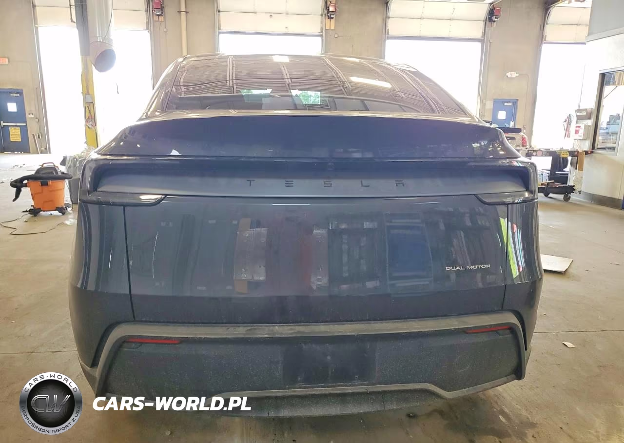 2026 Tesla Model Y VIN:7SAYGDEE3TF527291 - 6