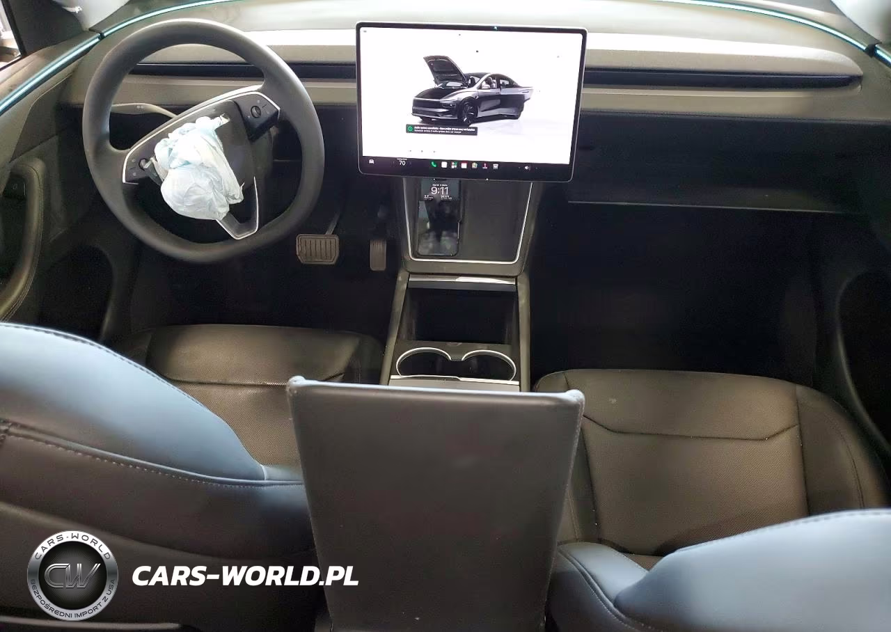2026 Tesla Model Y VIN:7SAYGDEE3TF527291 - 8