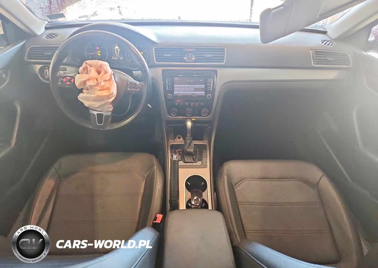 2015 Volkswagen Passat Se VIN:1VWBV7A3XFC018960 - 8