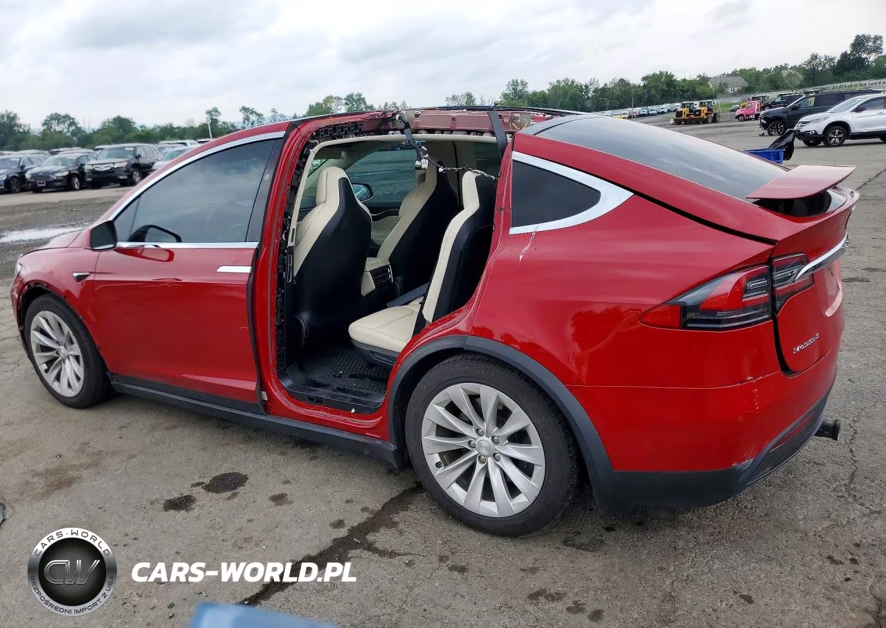 2017 Tesla Model X VIN:5YJXCAE2XHF075078 - 2