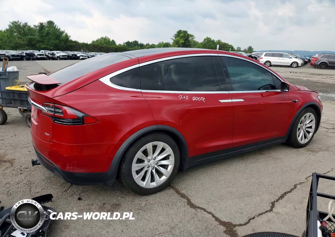 2017 Tesla Model X VIN:5YJXCAE2XHF075078 - 3