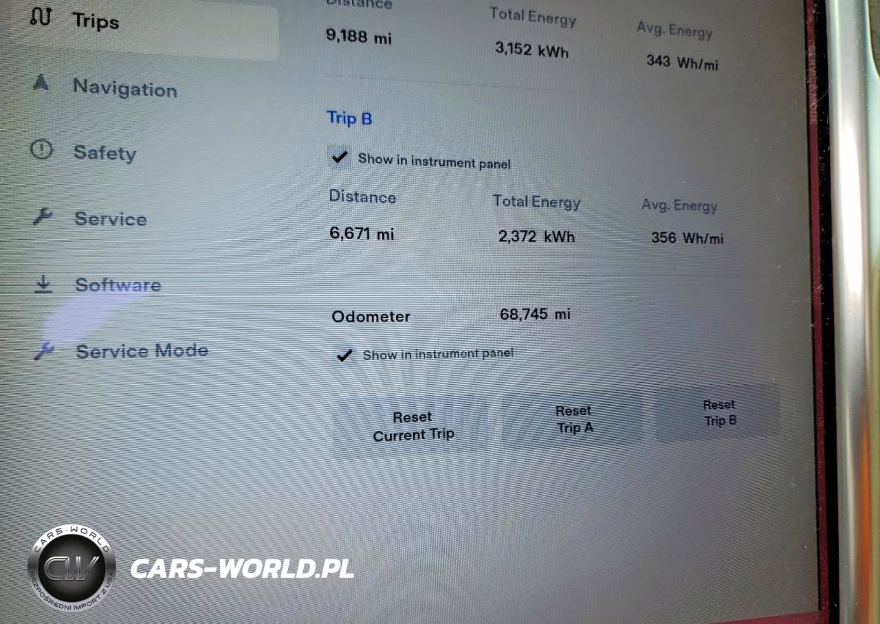 2017 Tesla Model X VIN:5YJXCAE2XHF075078 - 9