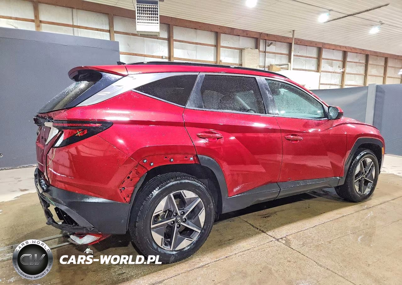 2025 Hyundai Tucson VIN:5NMJBCDE6SH563644 - 3