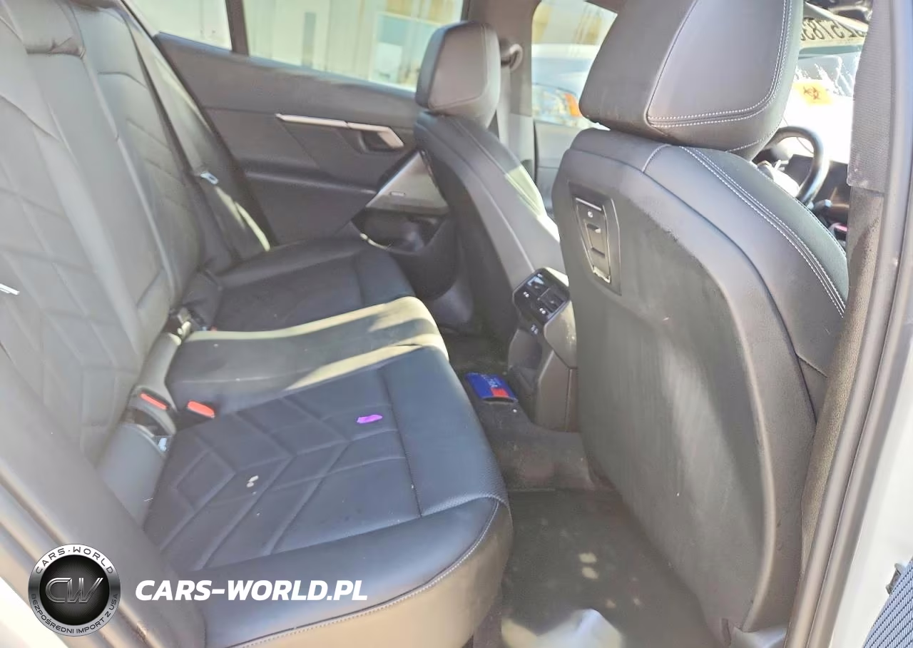 2024 BMW 530 Xi VIN:WBA53FJ04RCP87512 - 10