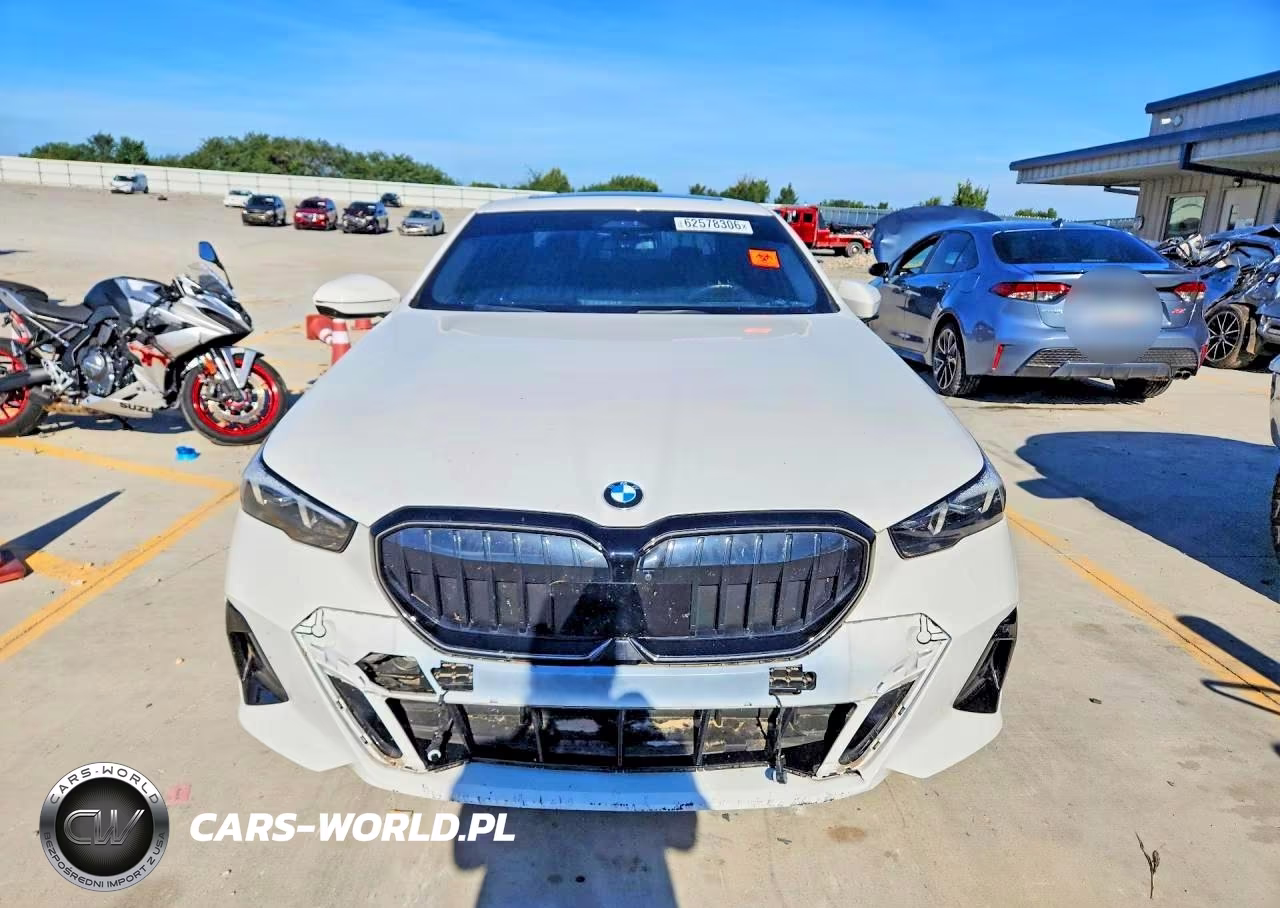 2024 BMW 530 Xi VIN:WBA53FJ04RCP87512 - 5