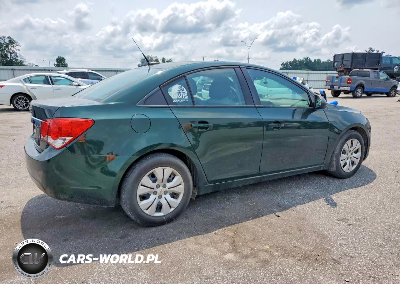 2014 Chevrolet Cruze Ls VIN:1G1PA5SG8E7173405 - 3