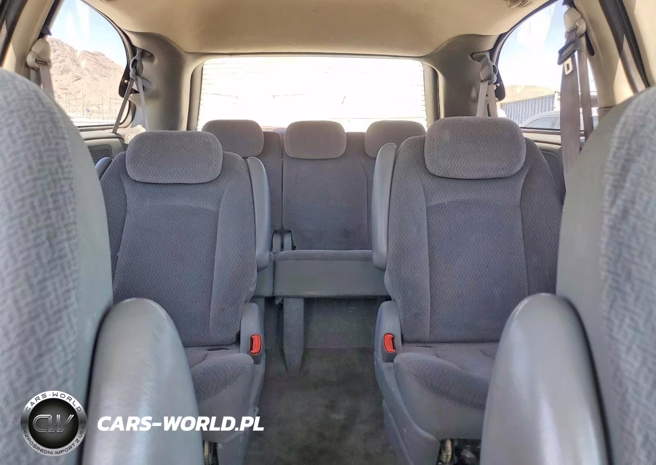 2005 Chrysler Town & Country Lx VIN:2C4GP44R15R286593 - 10