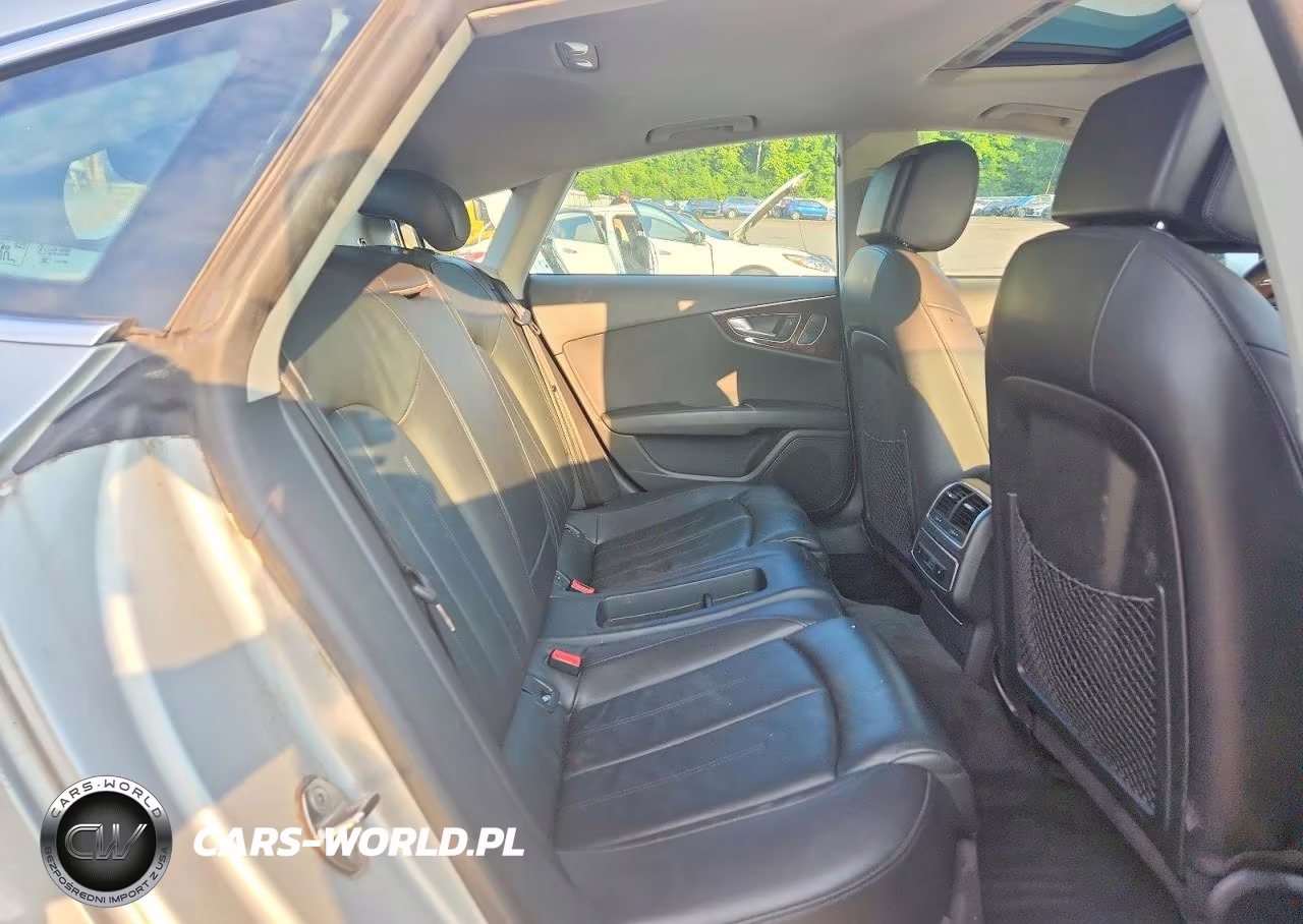 2012 Audi A7 Premium Plus VIN:WAUYGAFC1CN082668 - 10