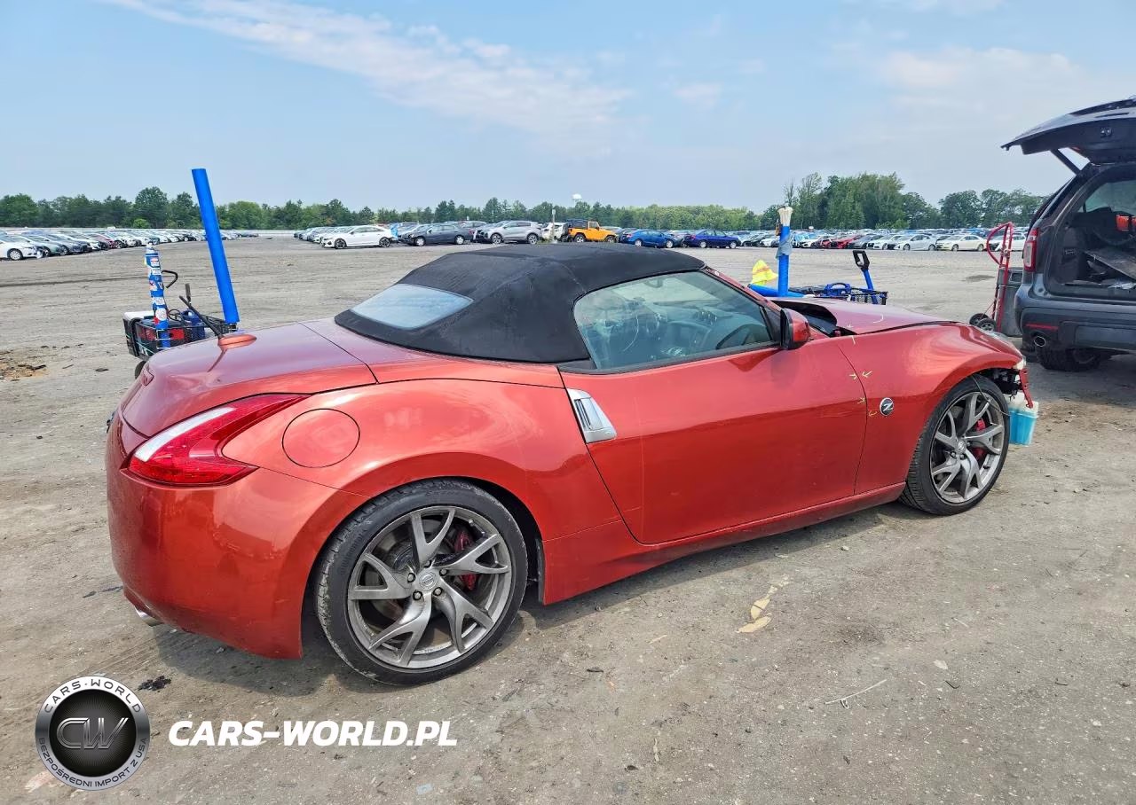2014 Nissan 370Z Roadster VIN:JN1AZ4FH2EM620138 - 3