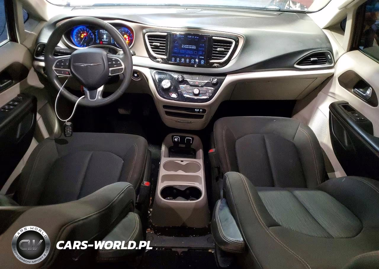2017 Chrysler Pacifica Touring VIN:2C4RC1DG5HR510986 - 8