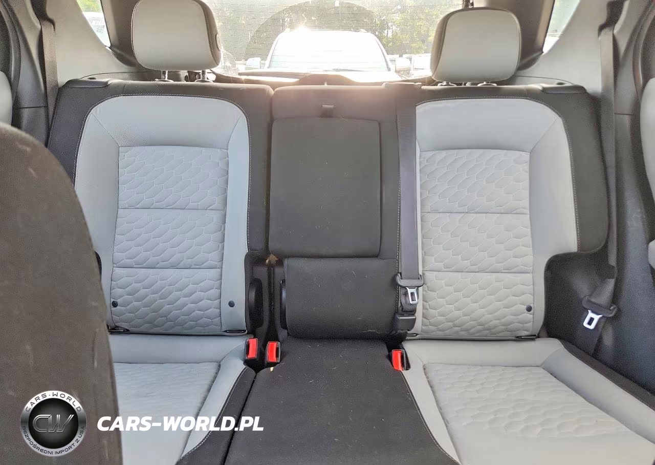 2018 Chevrolet Equinox Ls VIN:2GNAXHEV8J6218089 - 10