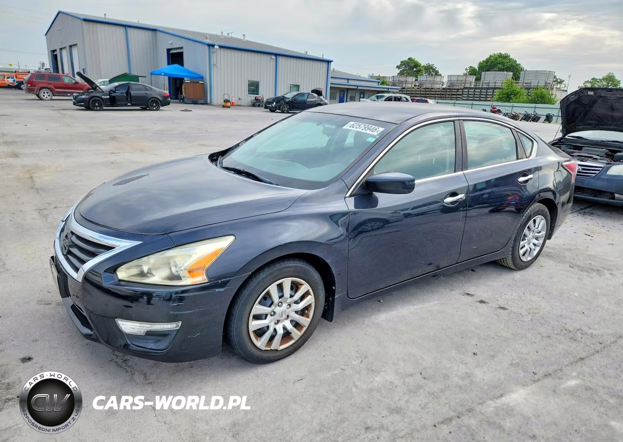 2014 Nissan Altima 2.5 S – zdjęcie 1 z 12