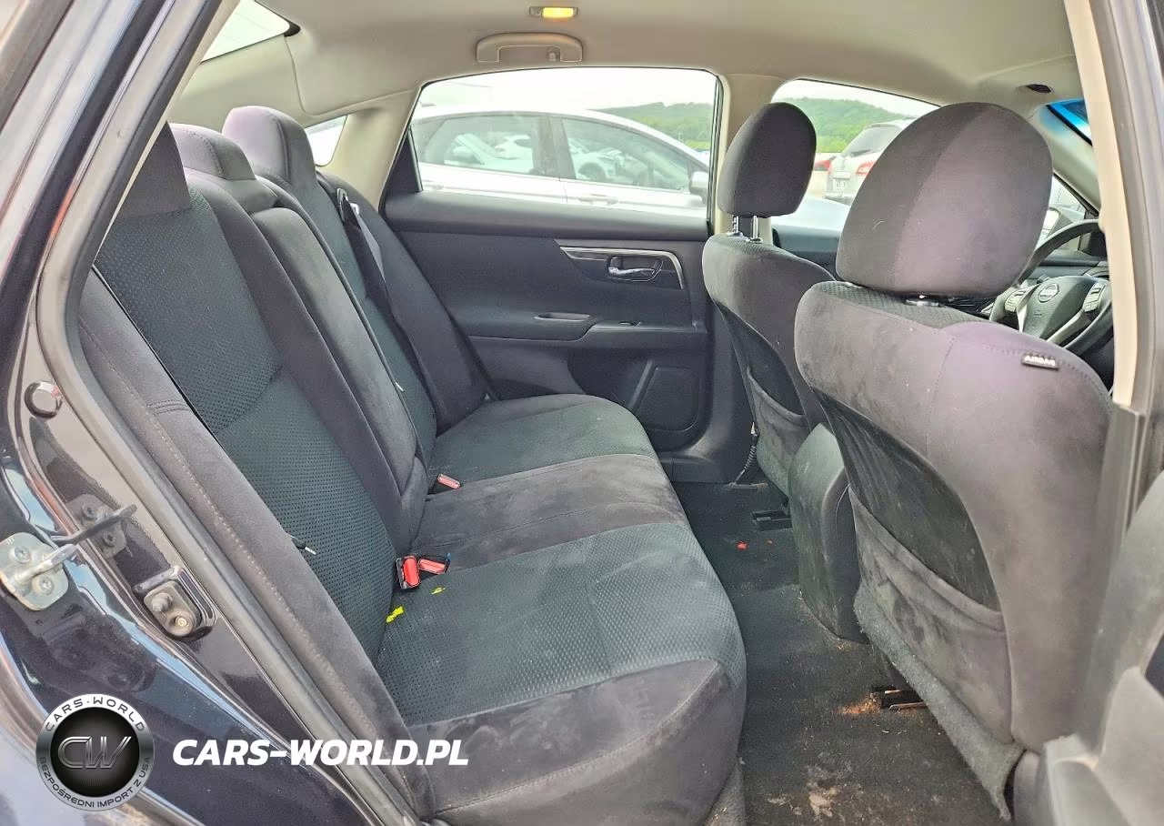 2014 Nissan Altima 2.5 S VIN:1N4AL3AP2EN370438 - 10