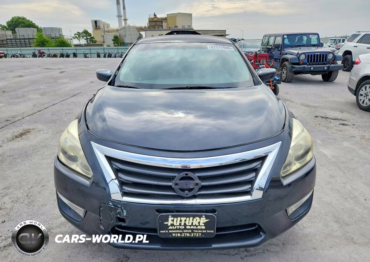 2014 Nissan Altima 2.5 S VIN:1N4AL3AP2EN370438 - 5