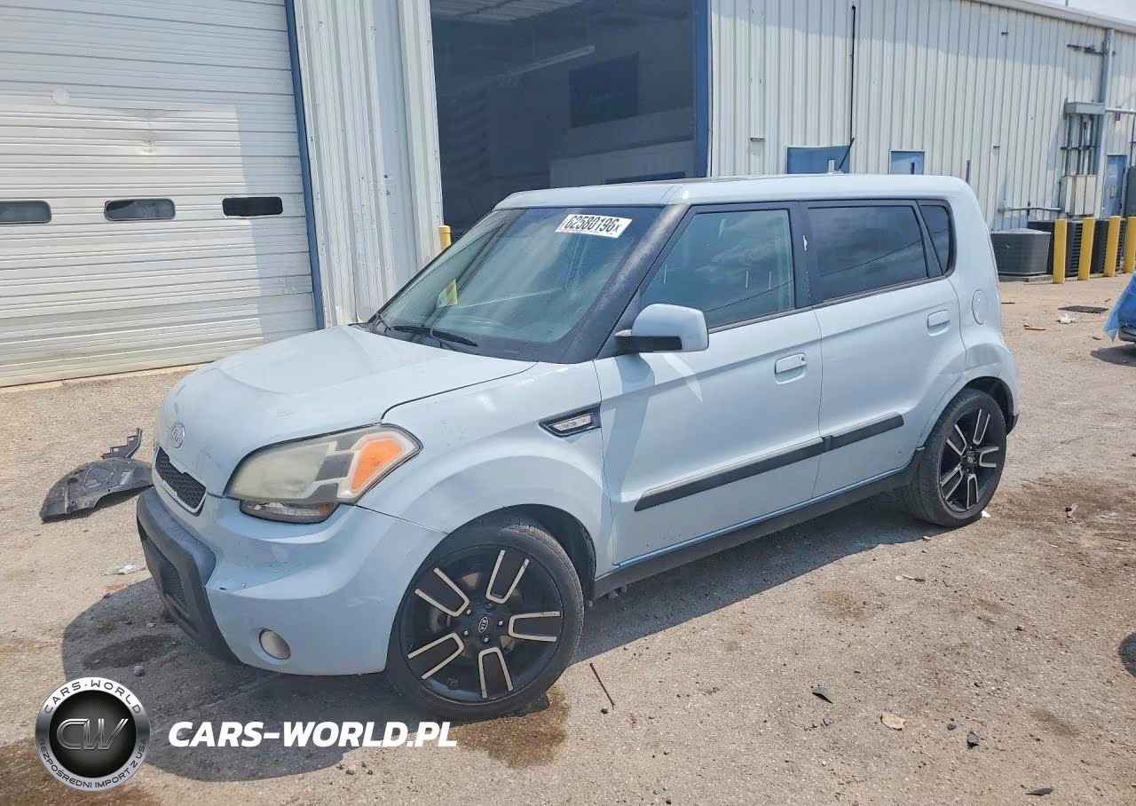 2010 Kia Soul +