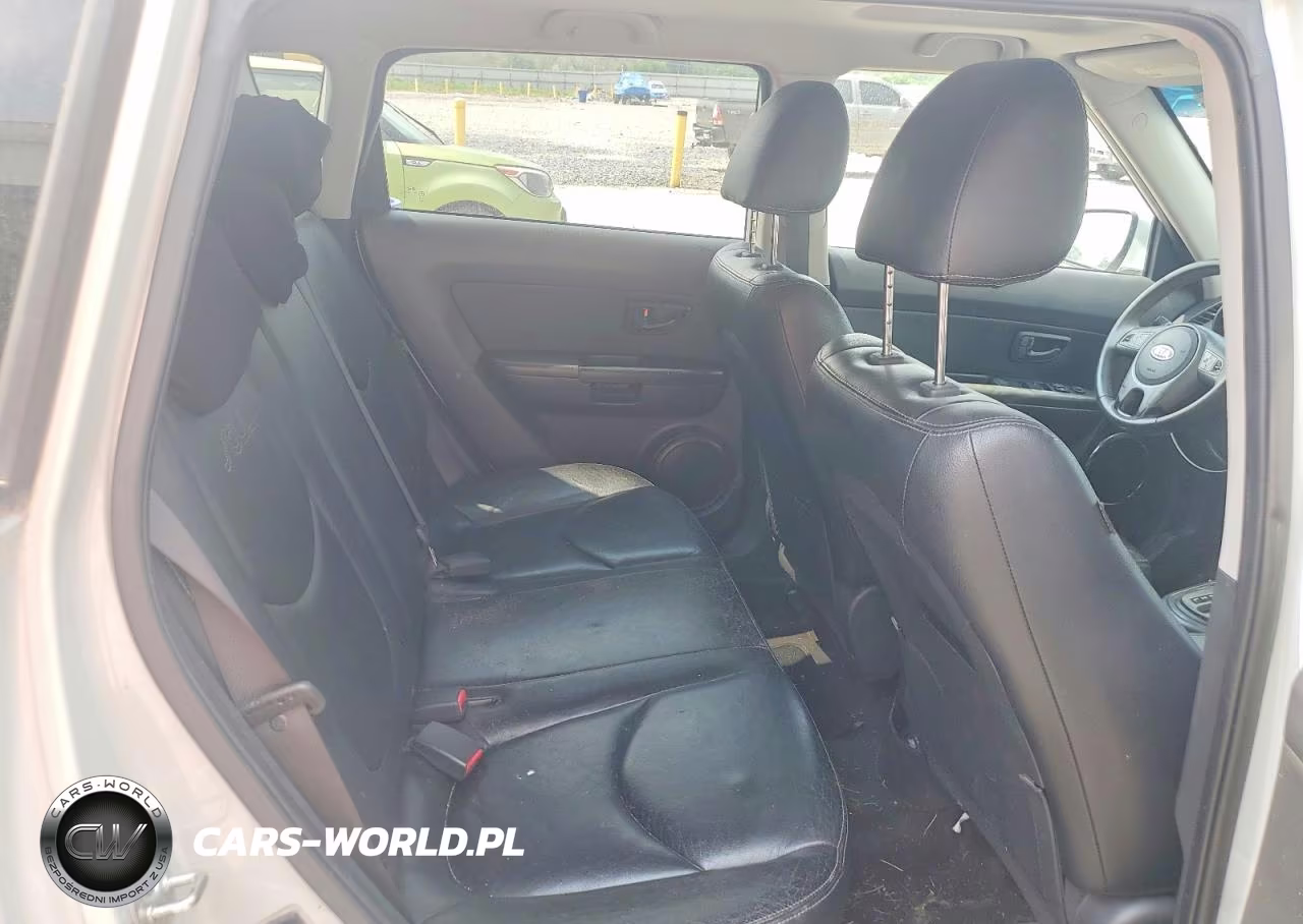 2010 Kia Soul + VIN:KNDJT2A25A7170600 - 10