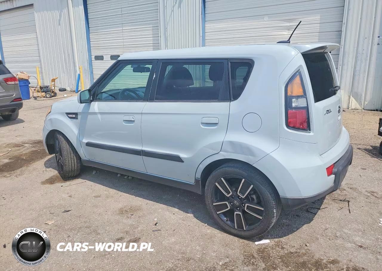 2010 Kia Soul + VIN:KNDJT2A25A7170600 - 2