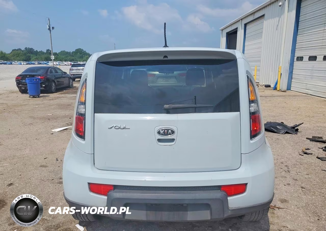 2010 Kia Soul + VIN:KNDJT2A25A7170600 - 6