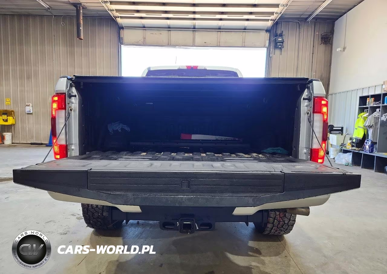2017 Ford F350 Super Duty VIN:1FT8W3BT8HEC50305 - 6