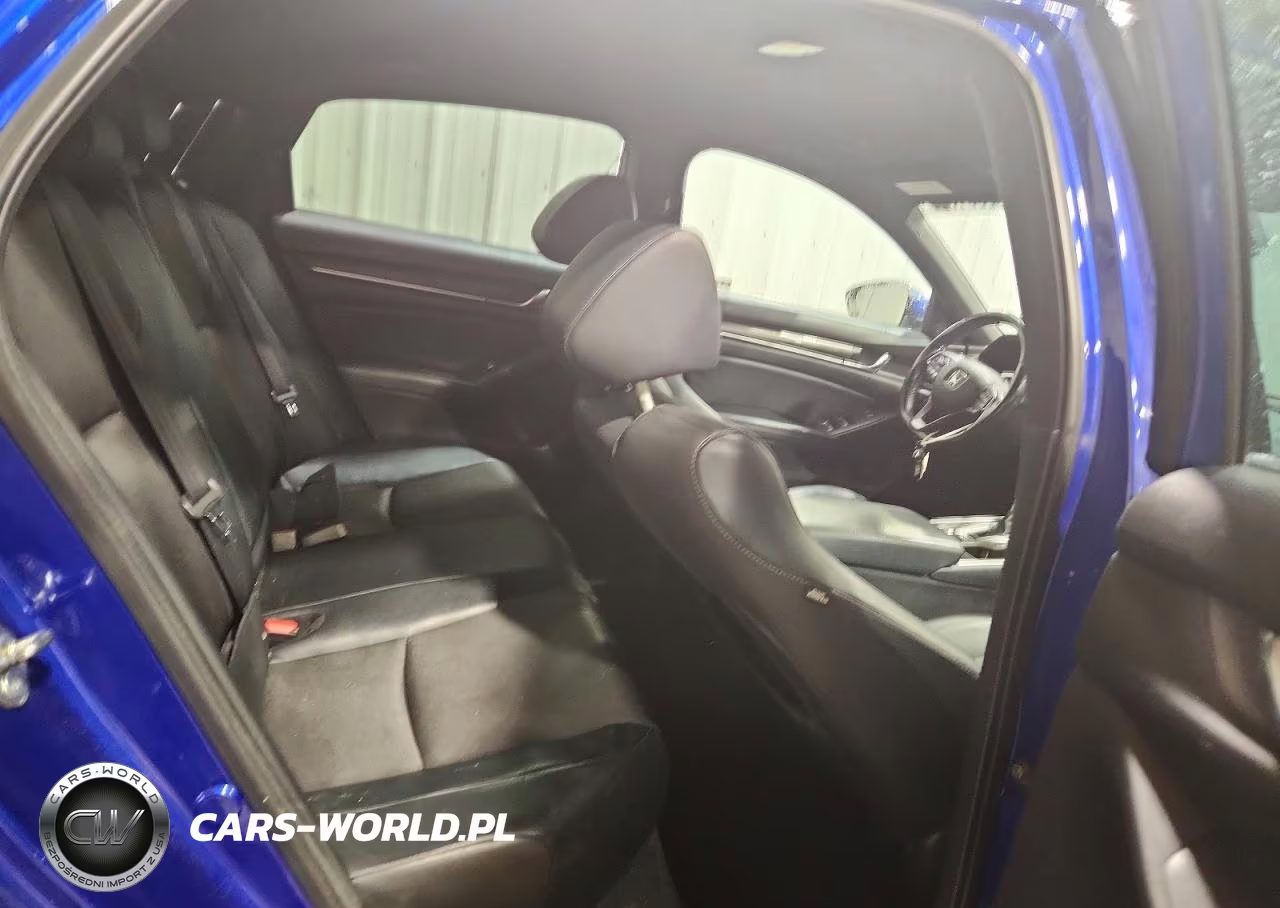 2018 Honda Accord Sport VIN:1HGCV1F34JA151698 - 10