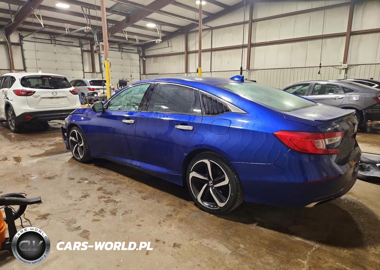 2018 Honda Accord Sport VIN:1HGCV1F34JA151698 - 2