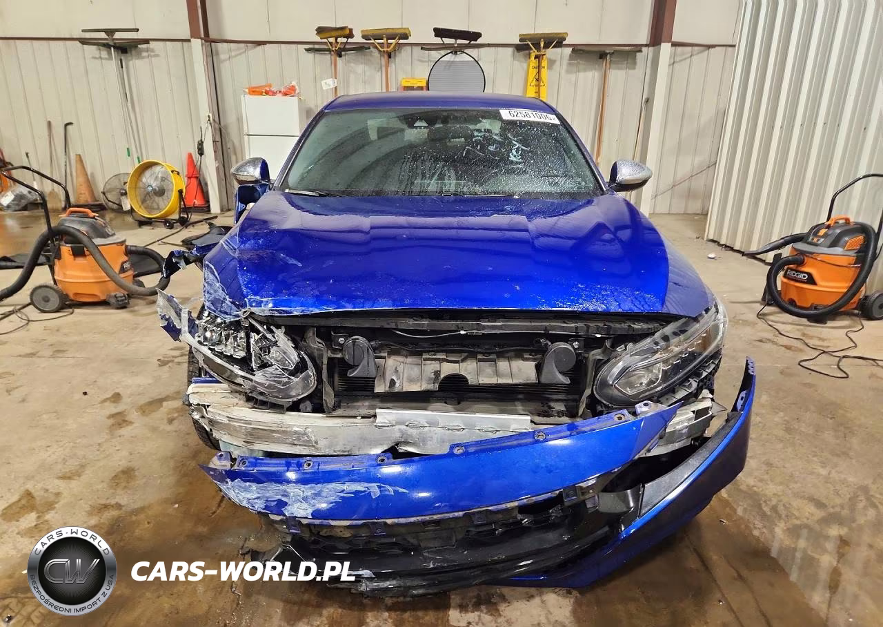 2018 Honda Accord Sport VIN:1HGCV1F34JA151698 - 5