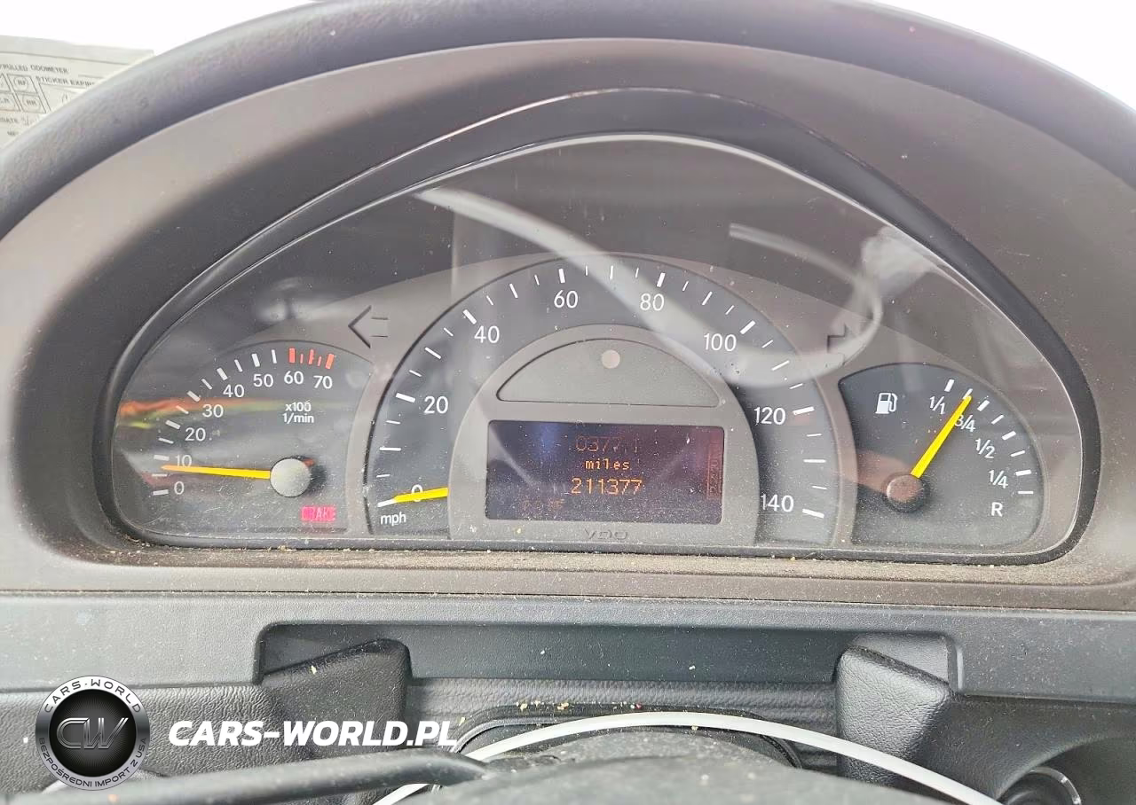 2003 Mercedes-Benz G 500 VIN:WDCYR49E33X139690 - 9