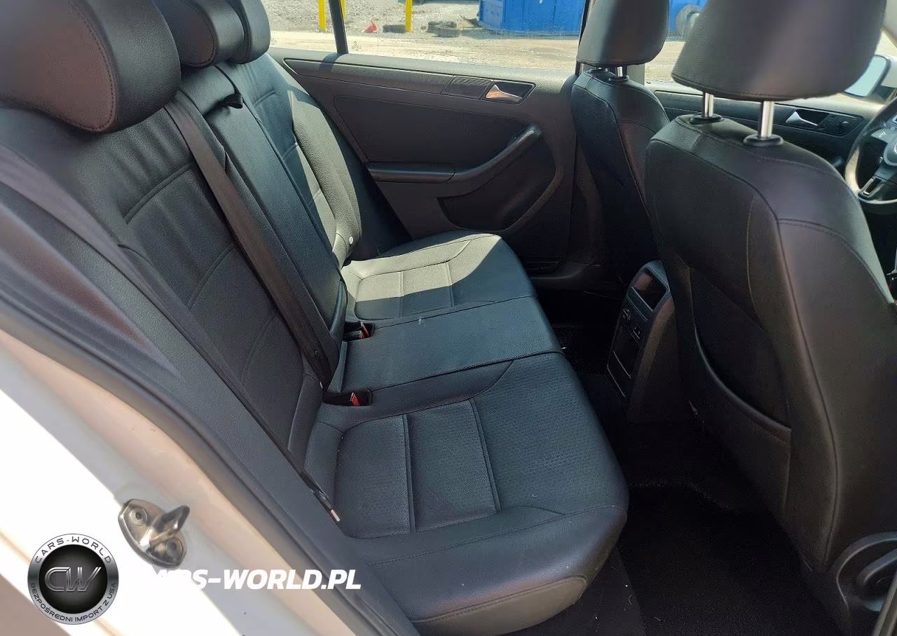2012 Volkswagen Jetta Se VIN:3VWDX7AJ7CM403047 - 10