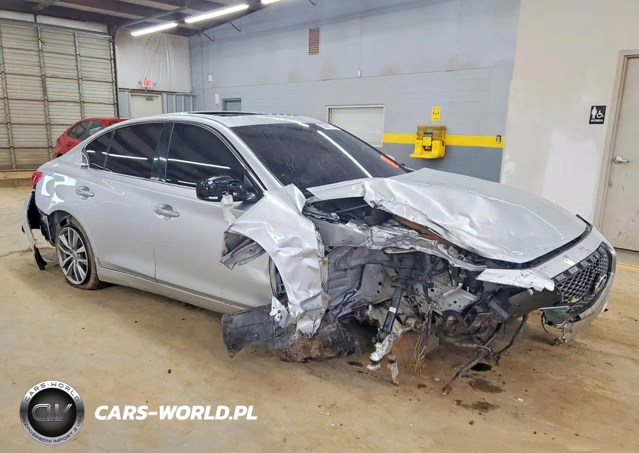2017 Infiniti Q50 3.0T Premium VIN:JN1EV7AP4HM734580 - 4