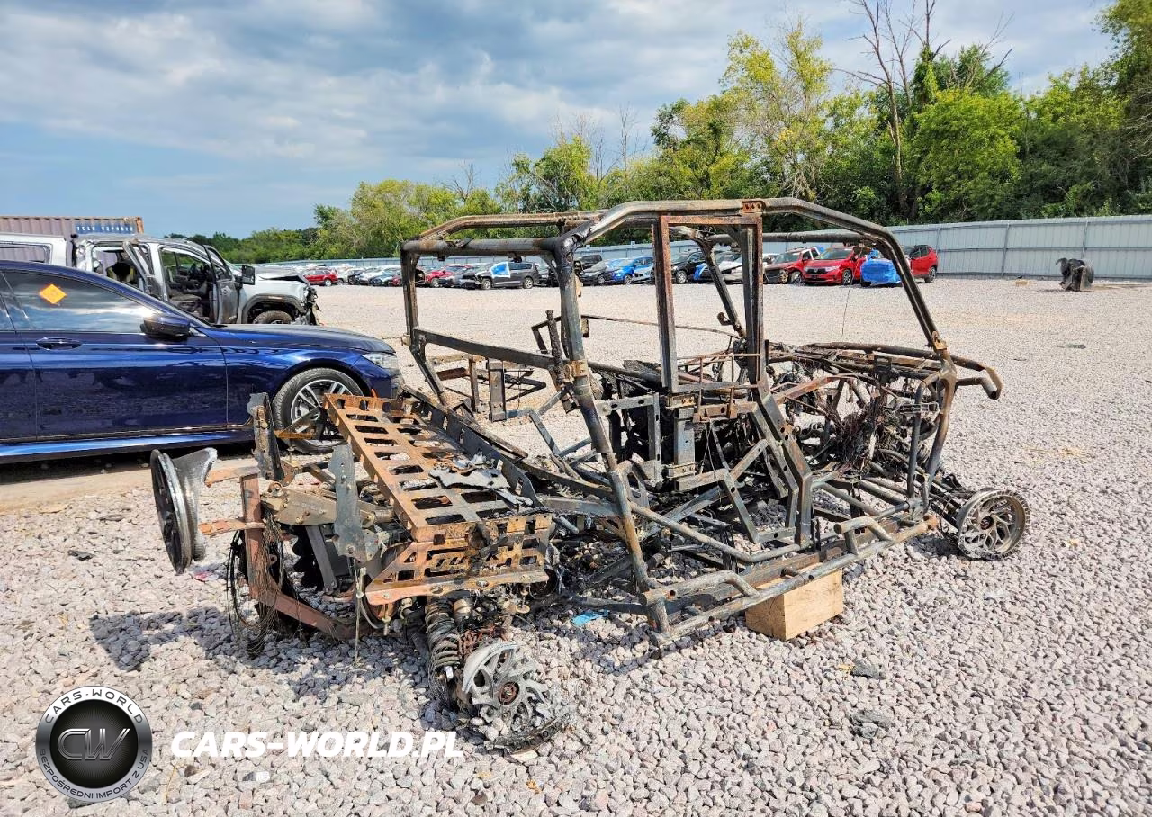 2023 Polaris Utility Vehicle VIN:3NSGMK996PM393332 - 4