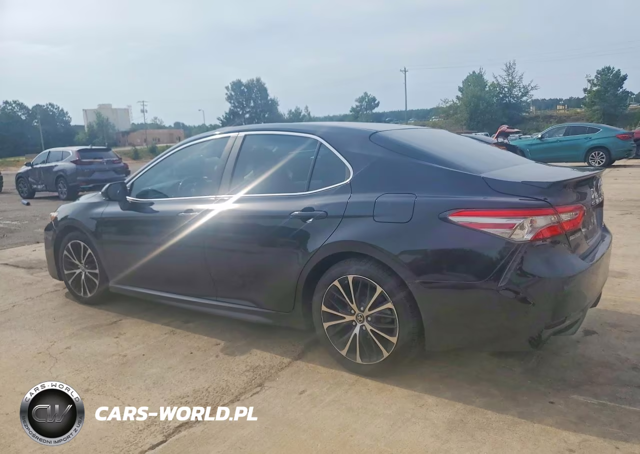 2018 Toyota Camry Se VIN:4T1B11HKXJU536946 - 2