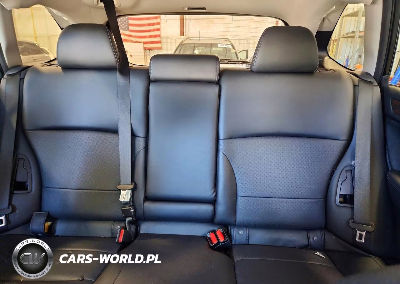 2016 Subaru Outback 3.6R Limited VIN:4S4BSENC4G3309154 - 10