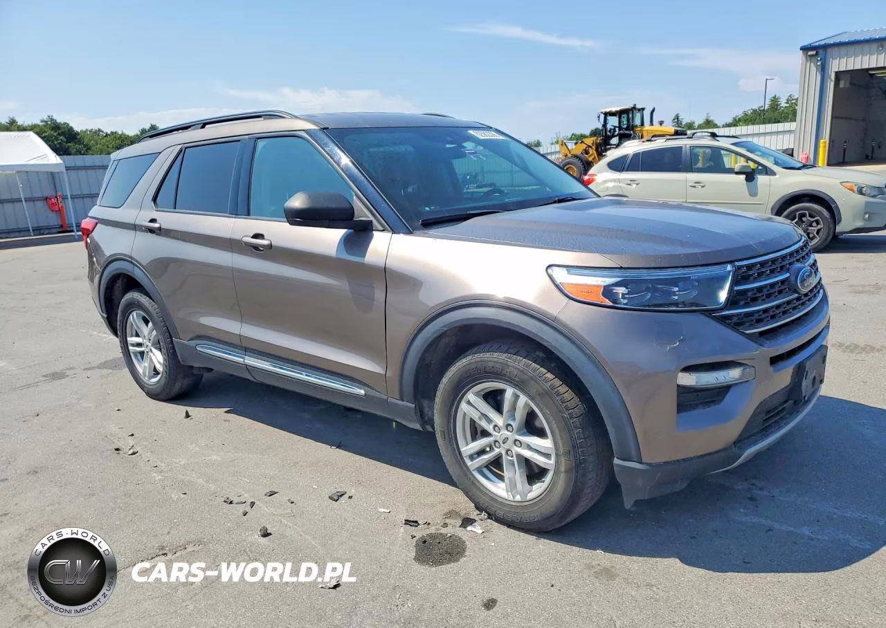 2021 Ford Explorer Xlt VIN:1FMSK8DH4MGA25512 - 4