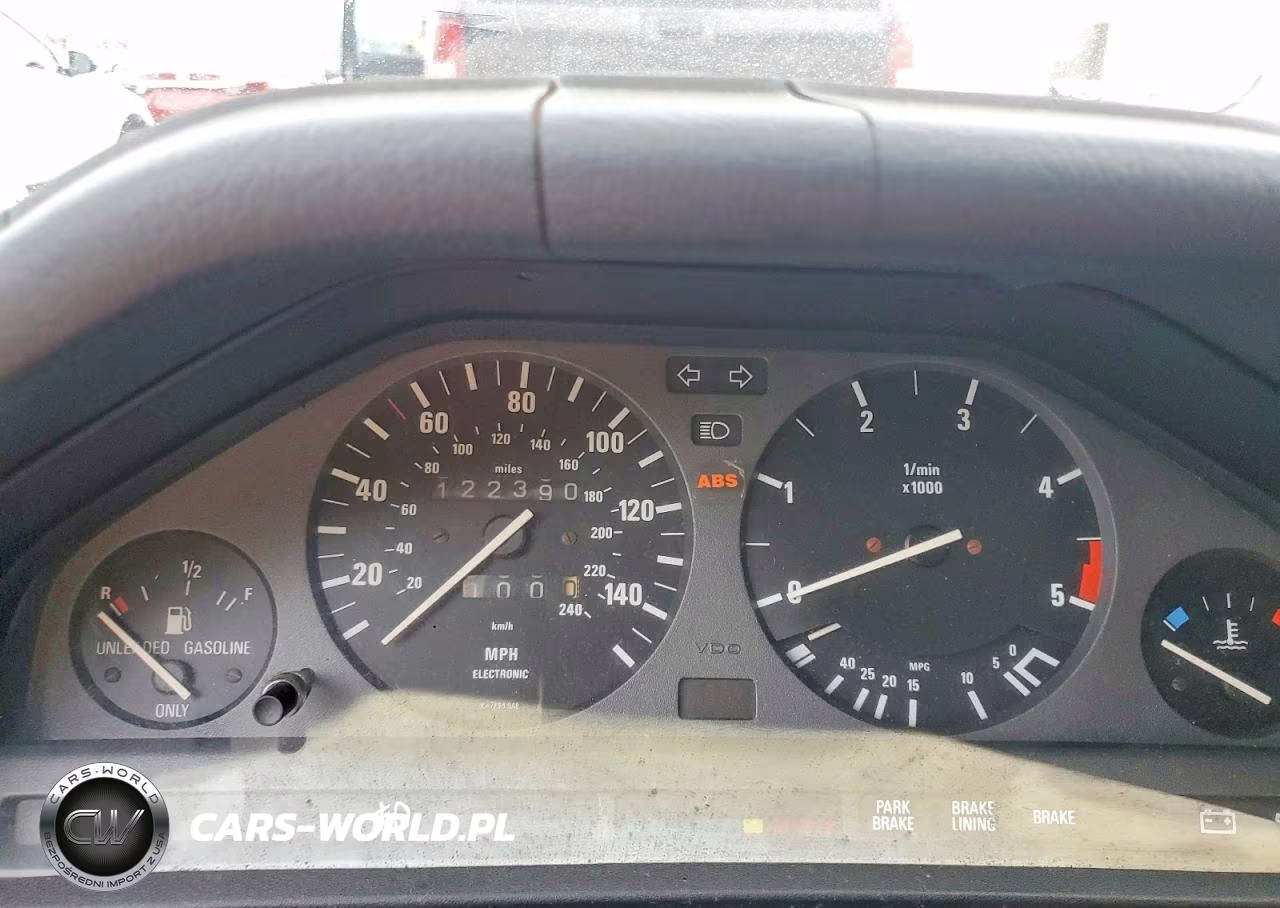 1986 BMW 325 E Automatic VIN:WBAAE6409G0704997 - 9