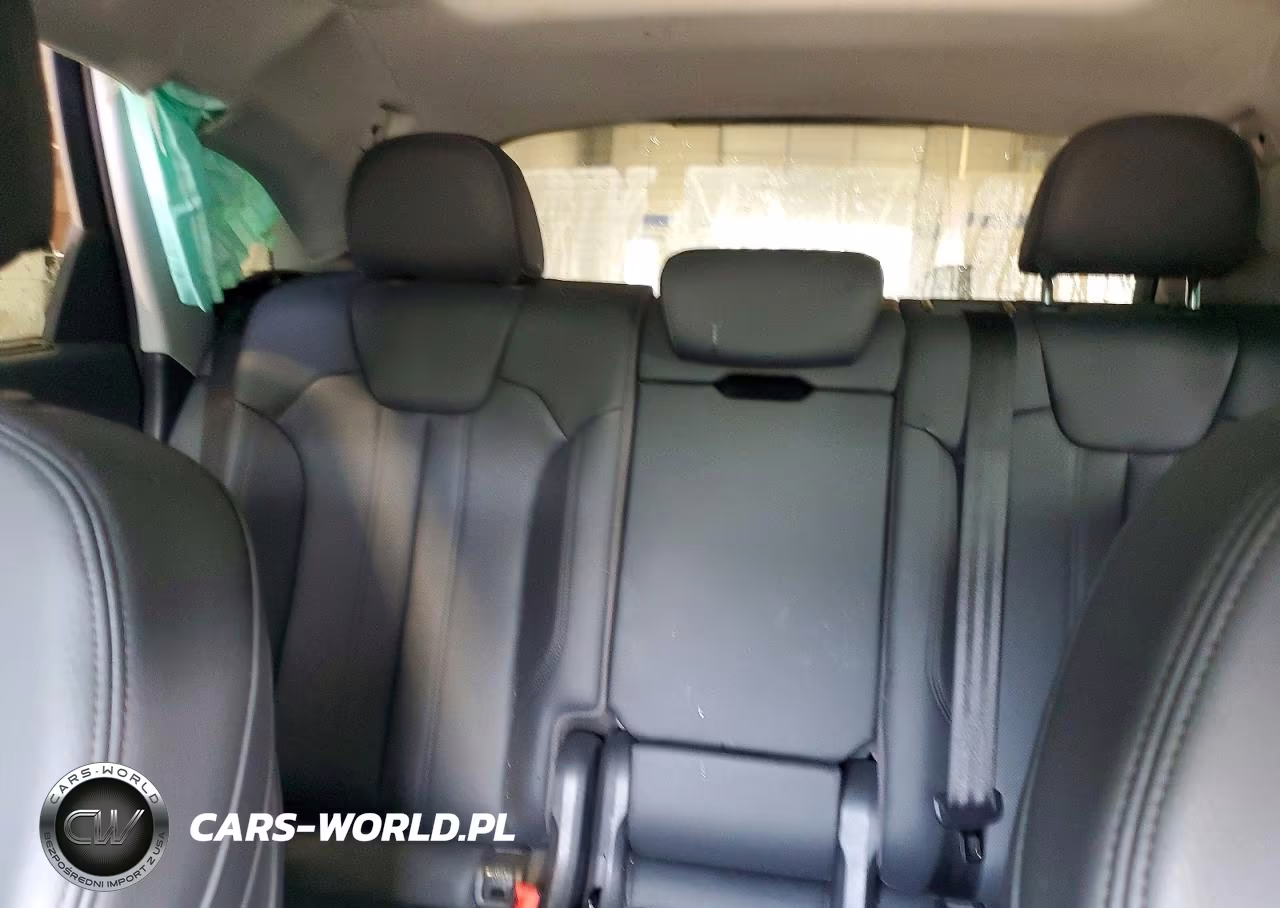 2020 Audi Q5 E Premium Plus VIN:WA1E2AFY2L2044877 - 10