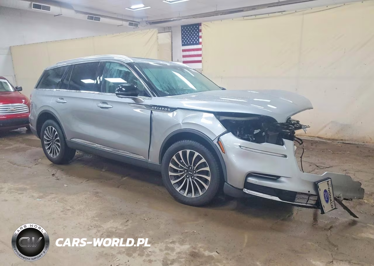 2023 Lincoln Aviator Reserve VIN:5LM5J7XC4PGL28916 - 4