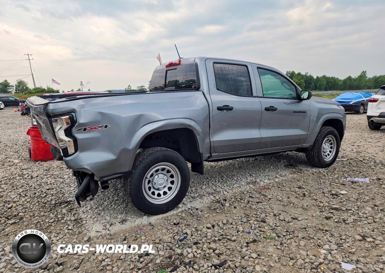 2025 Chevrolet Colorado VIN:1GCPTBEK3S1243942 - 3