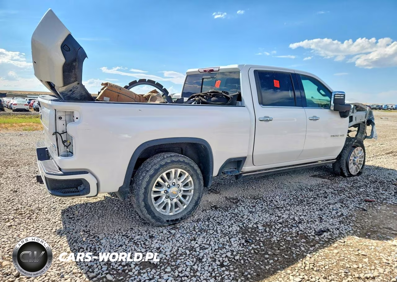 2022 Chevrolet Silverado K2500 High Country VIN:1GC4YREY2NF327419 - 3