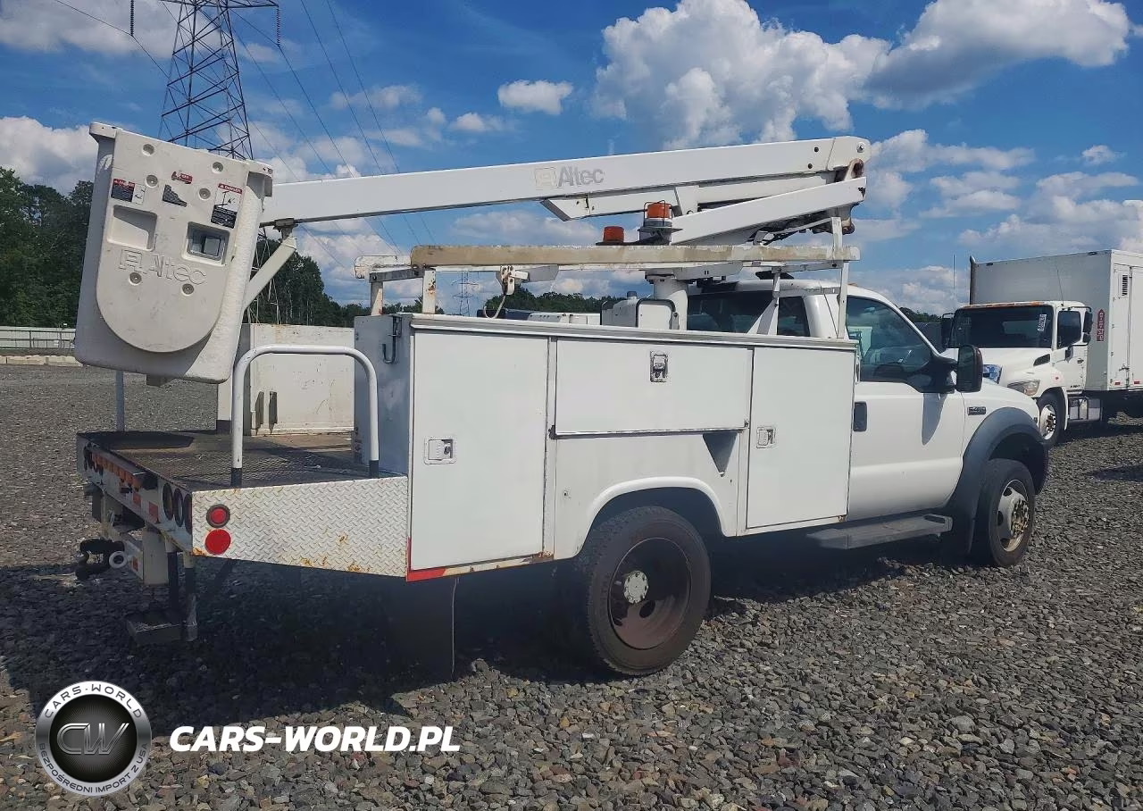 2006 Ford F450 Super Duty Bucket Truck VIN:1FDXF46Y86ED19896 - 3