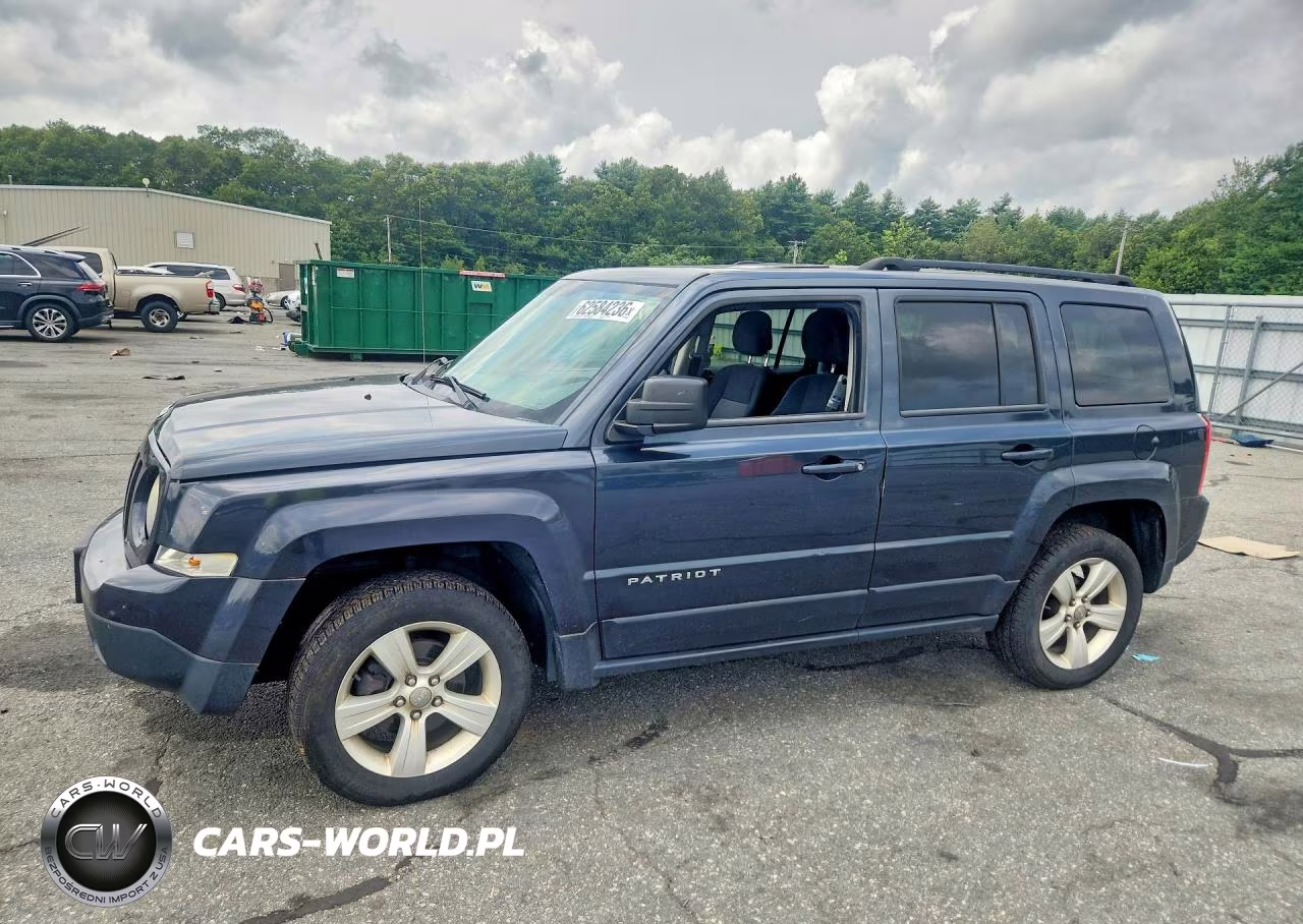 2014 Jeep Patriot Latitude – zdjęcie 1 z 13