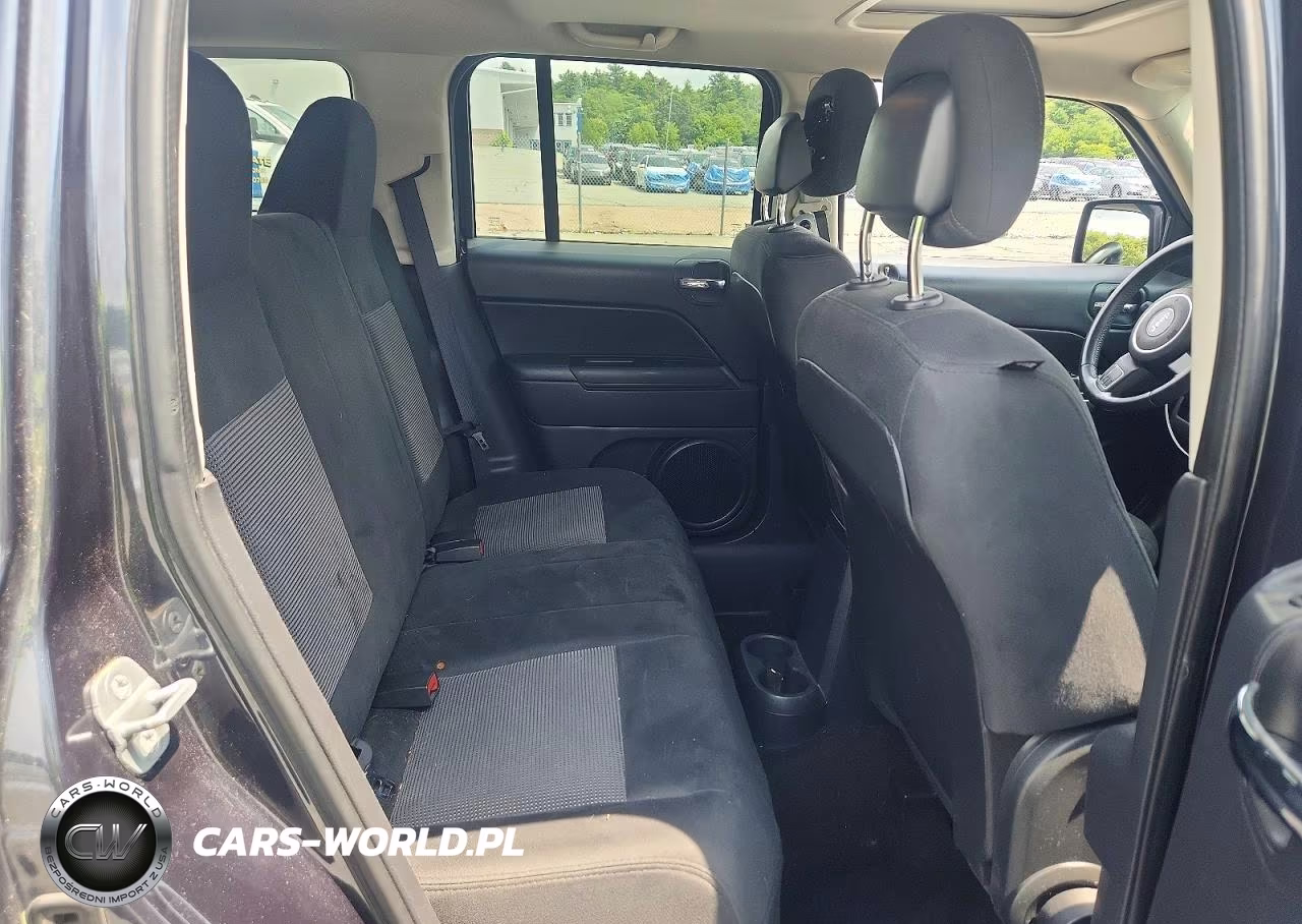 2014 Jeep Patriot Latitude VIN:1C4NJRFB3ED688432 - 11