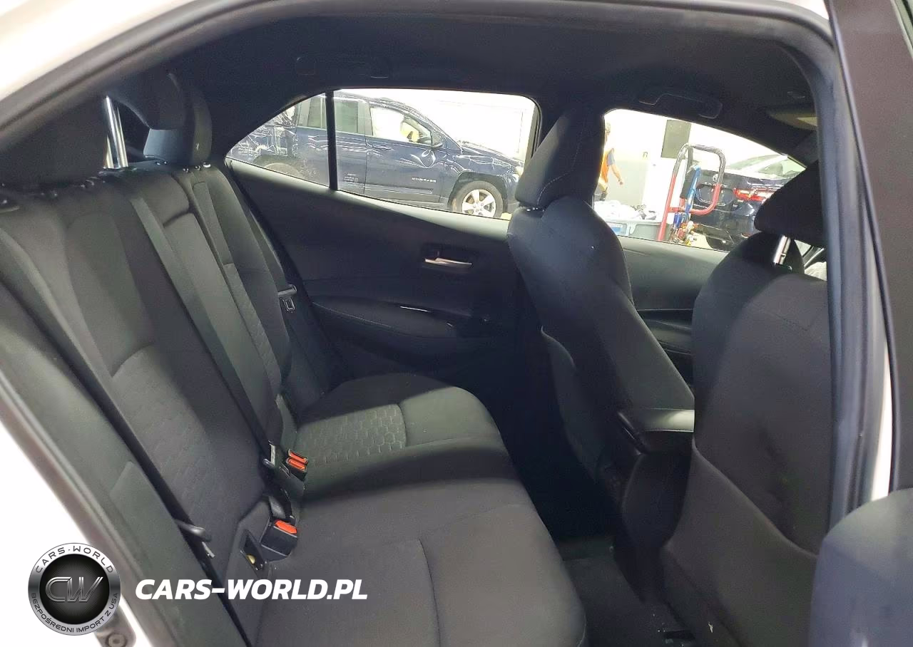 2024 Toyota Corolla Hatchback Se VIN:JTND4MBEXR3232036 - 10