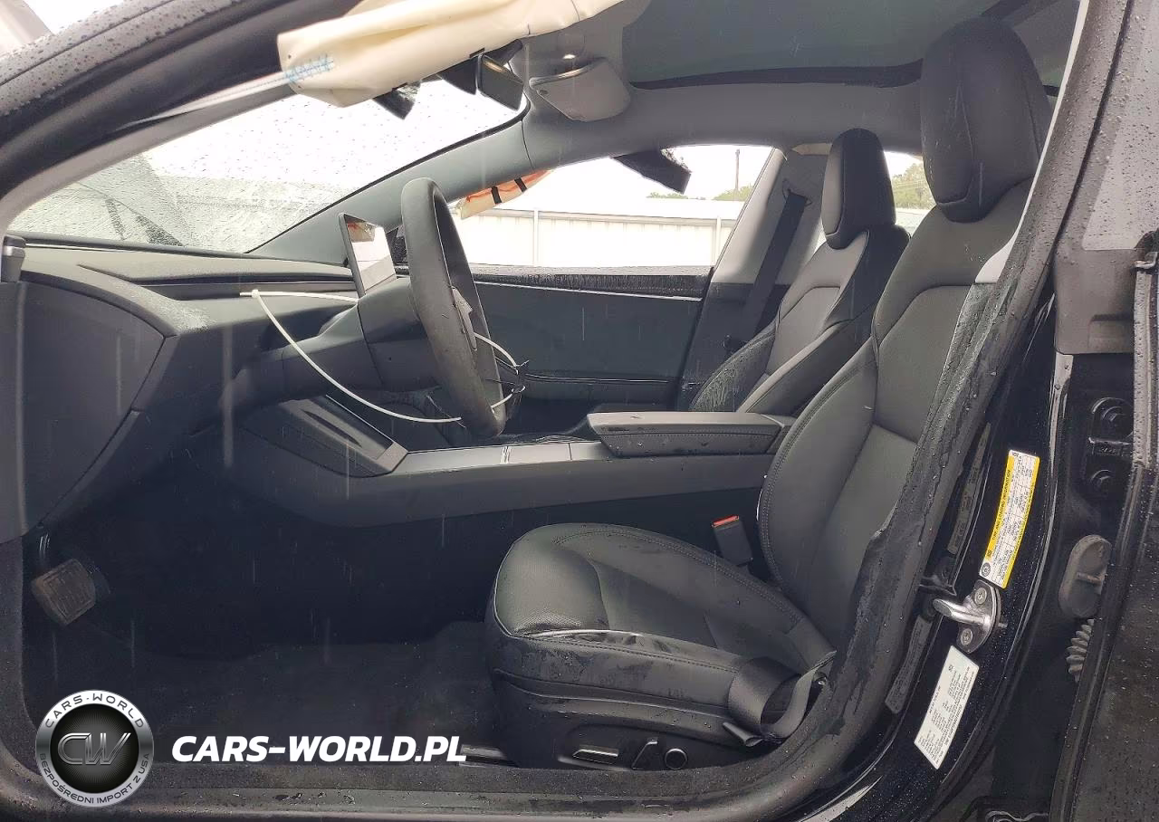 2025 Tesla Model 3 VIN:5YJ3E1EB3SF882252 - 7