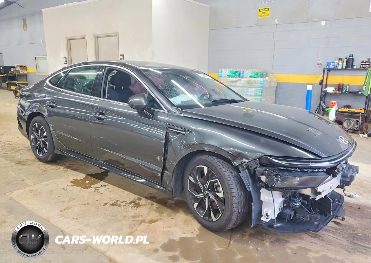 2025 Hyundai Sonata Sel VIN:KMHL64JA1SA447312 - 4