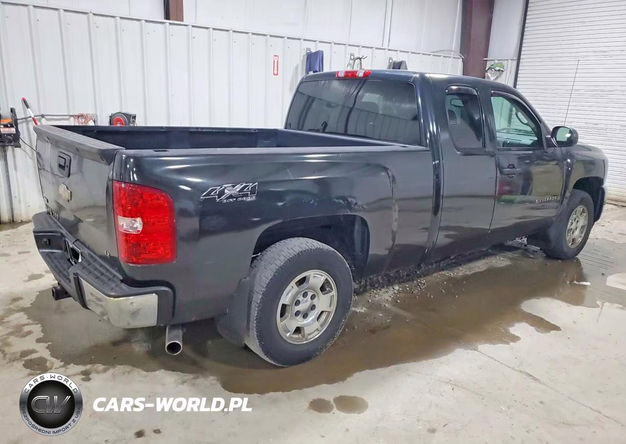 2010 Chevrolet Silverado K1500 Lt VIN:1GCSKSE35AZ142603 - 3