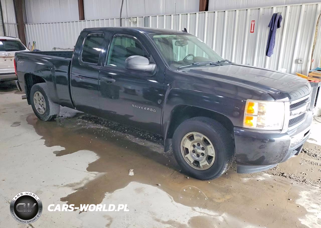 2010 Chevrolet Silverado K1500 Lt VIN:1GCSKSE35AZ142603 - 4